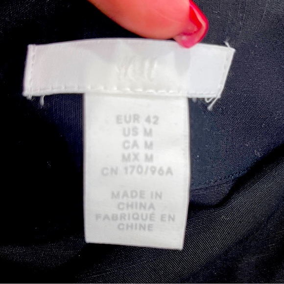 HM BLACK DRESS 🖤 - Picture 4 of 4